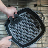 LODGE | Schaber für Grillpfannen, schwarz/rot, 2er-