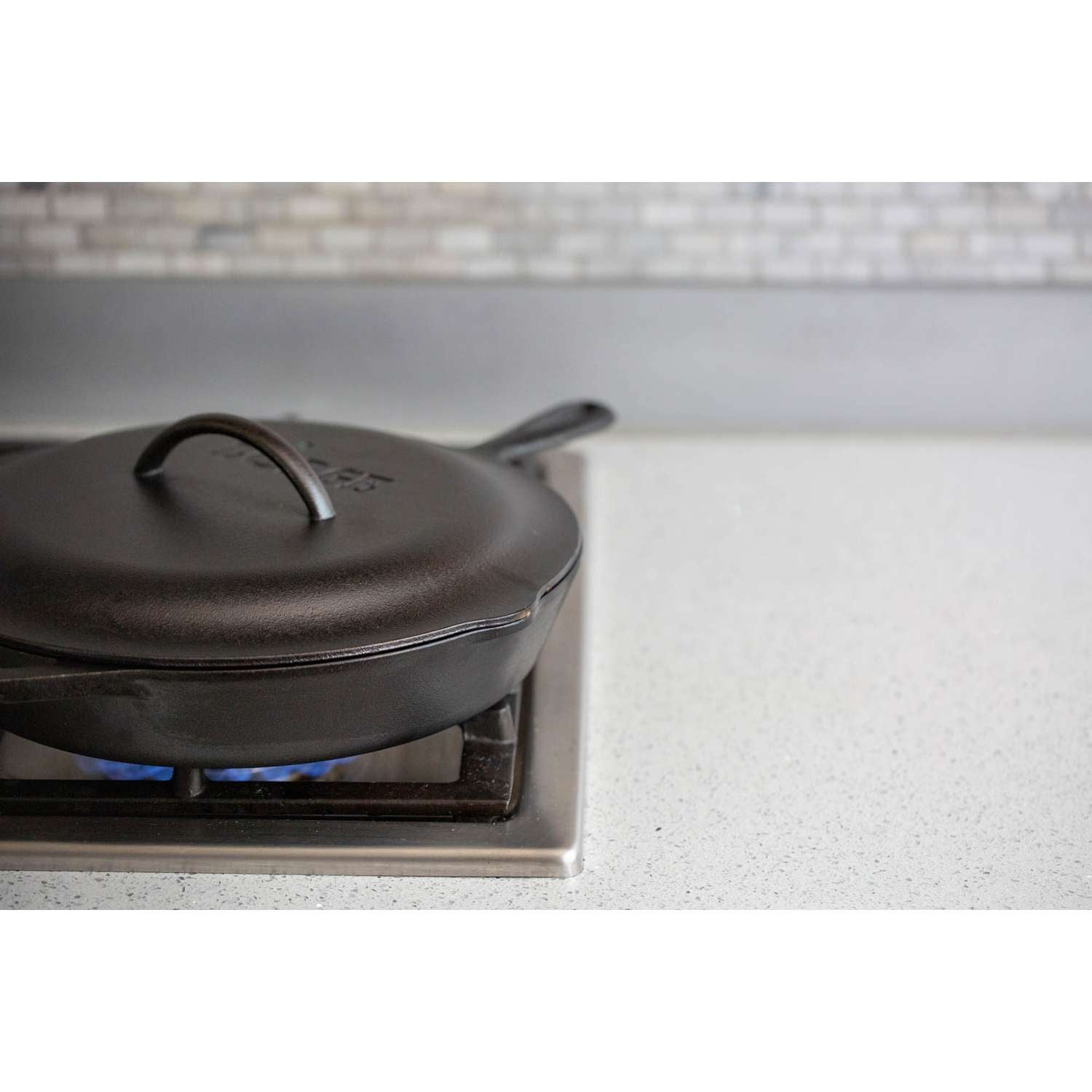 LODGE | Deckel, Classic, schwarz