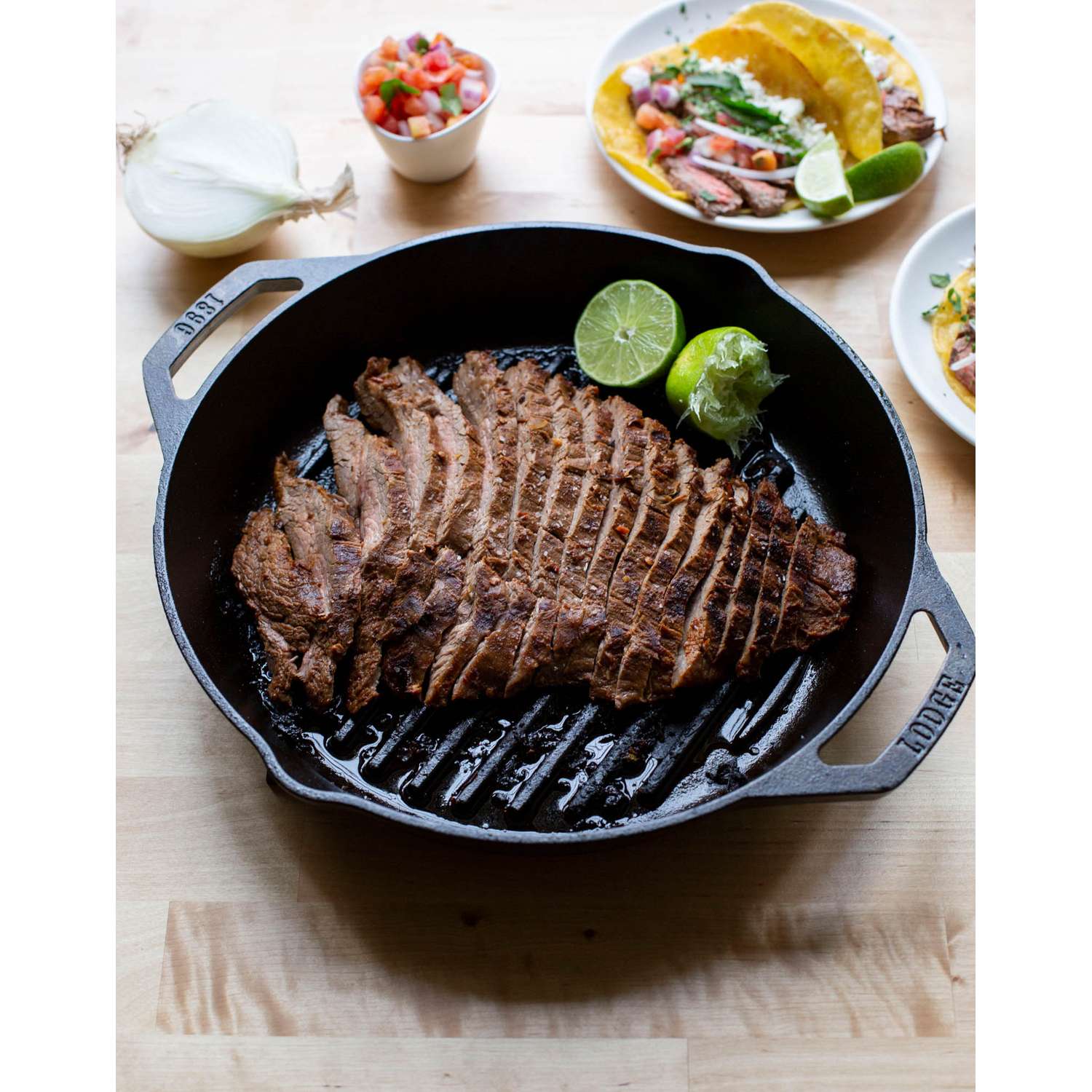 LODGE | Grillpfanne, Doppelgriff, CLASSIC, schwarz,