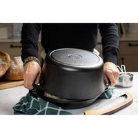 LODGE | Dutch-Oven, Classic, schwarz, 12,3 Liter