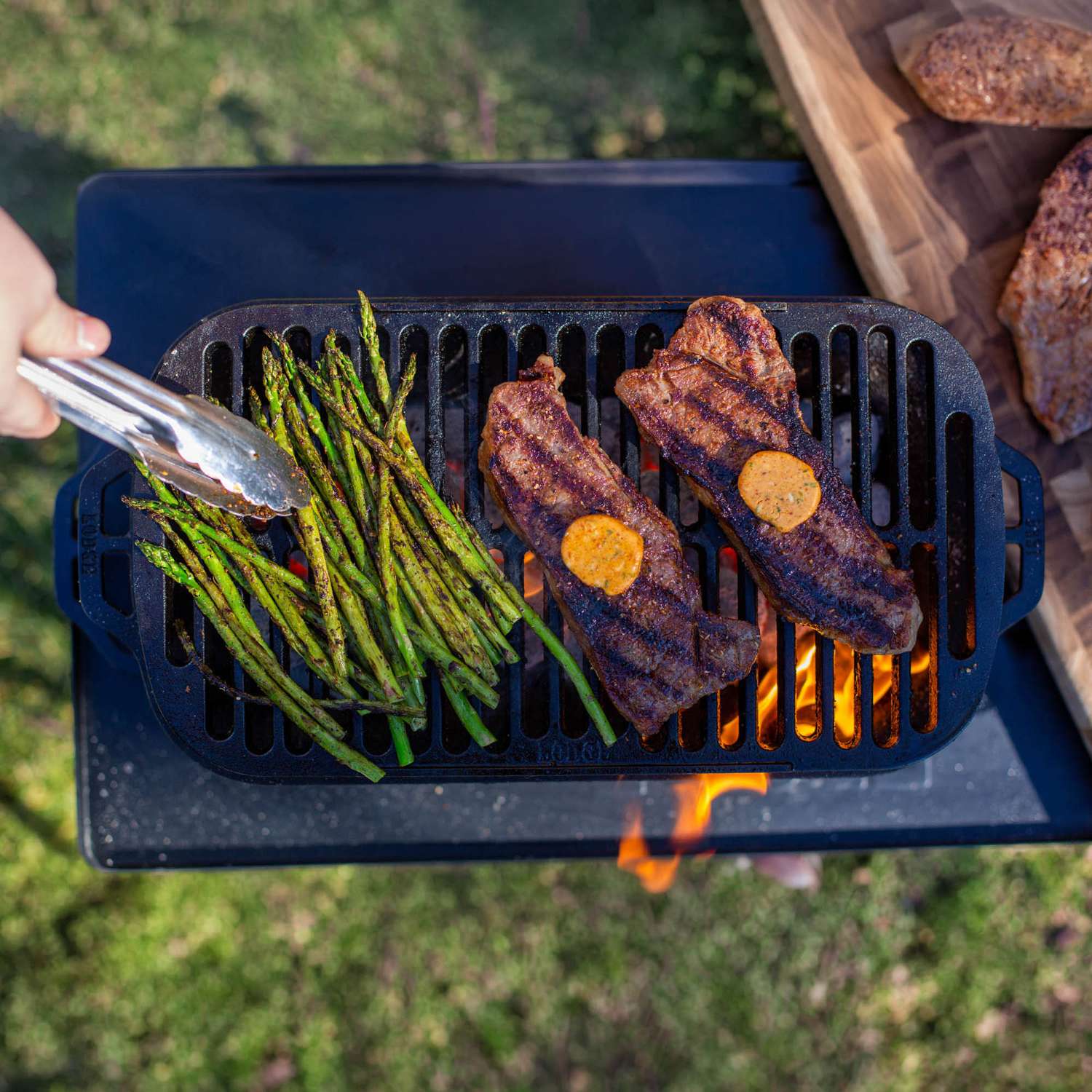 LODGE | Grill, schwarz