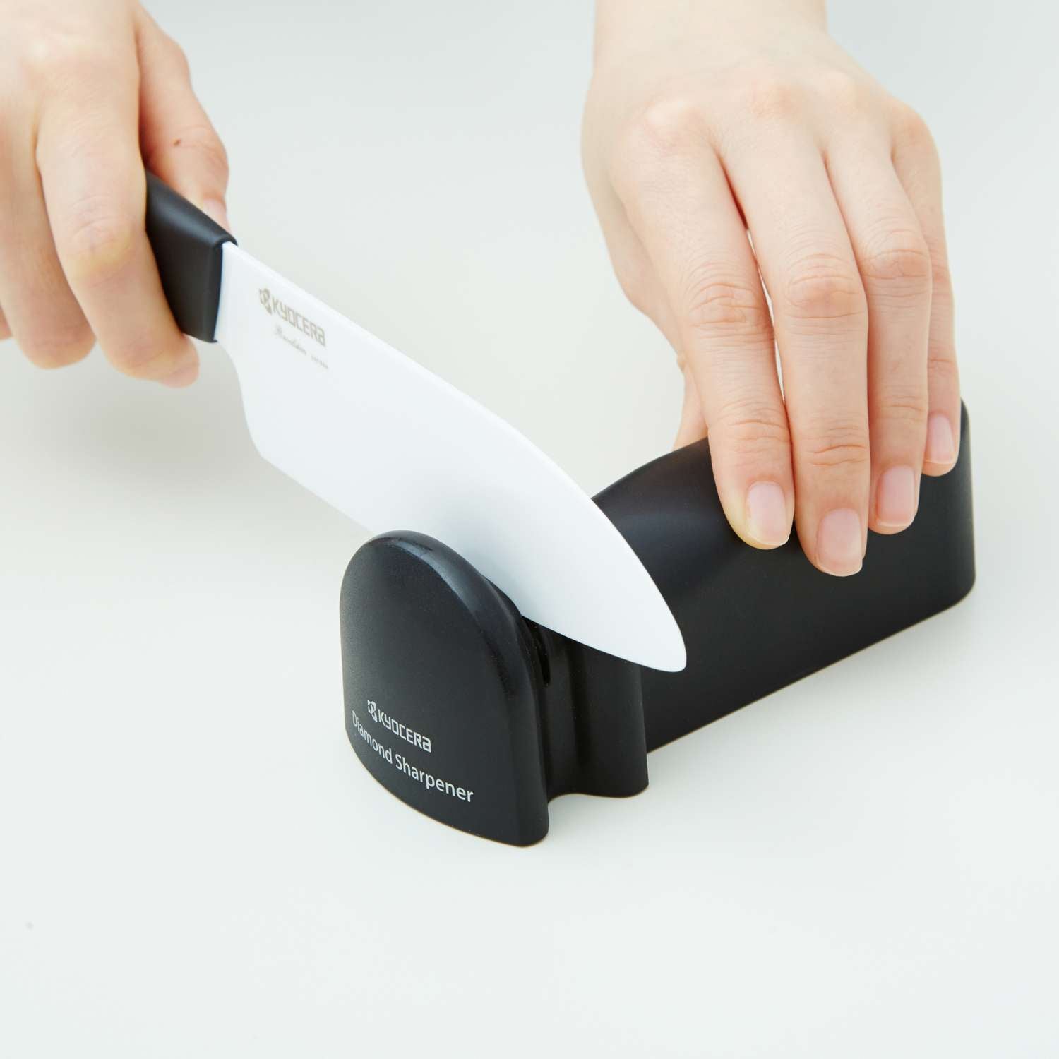 KYOCERA | Messerschärfer, schwarz, Kunststoff, Diam